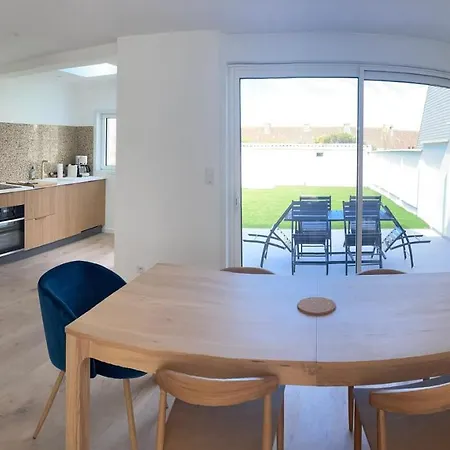 Holiday home Poirabelle *