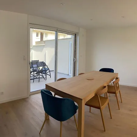 度假居 Poirabelle